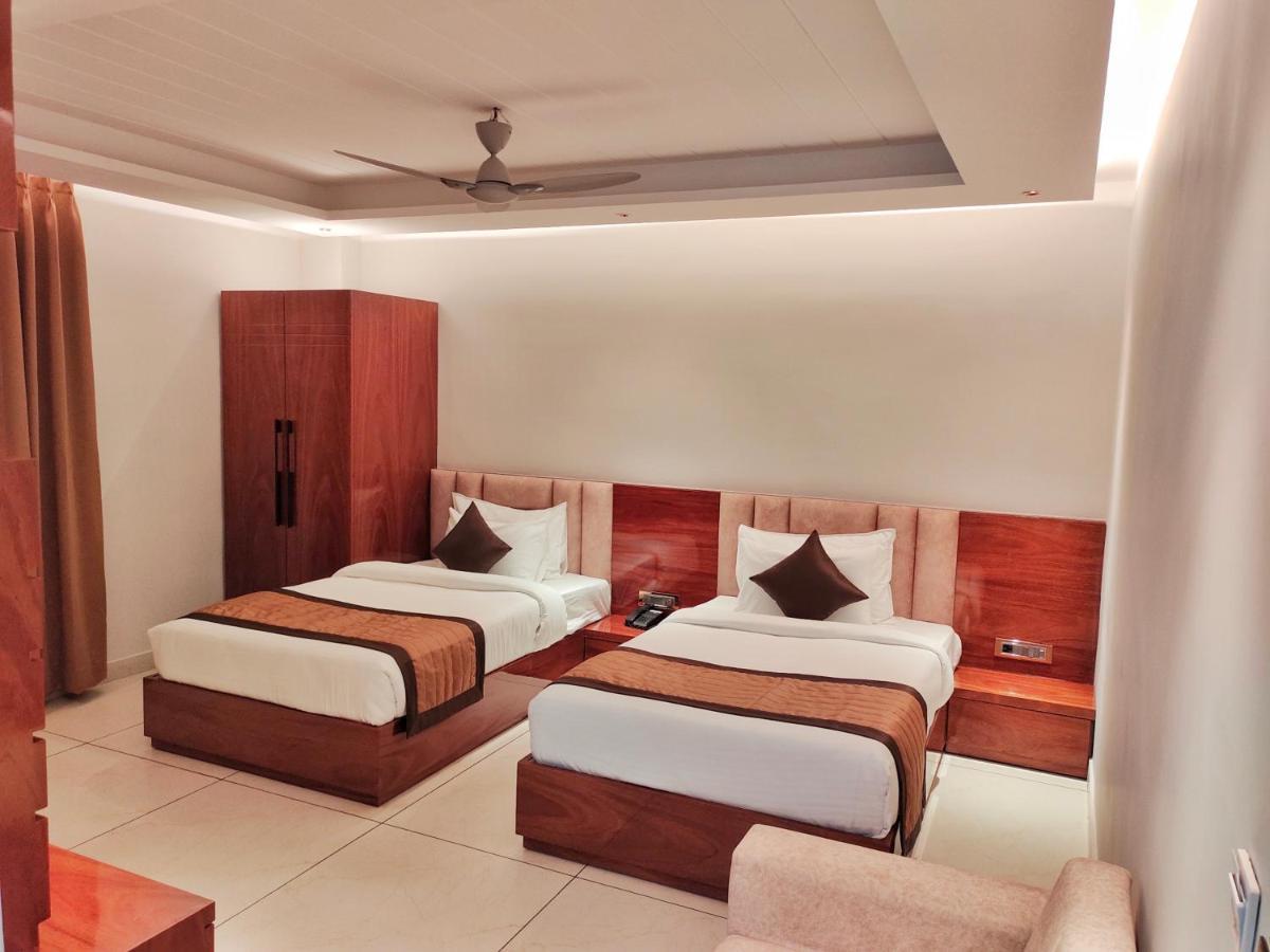 Hotel Suncity Palace Katihar Exterior foto