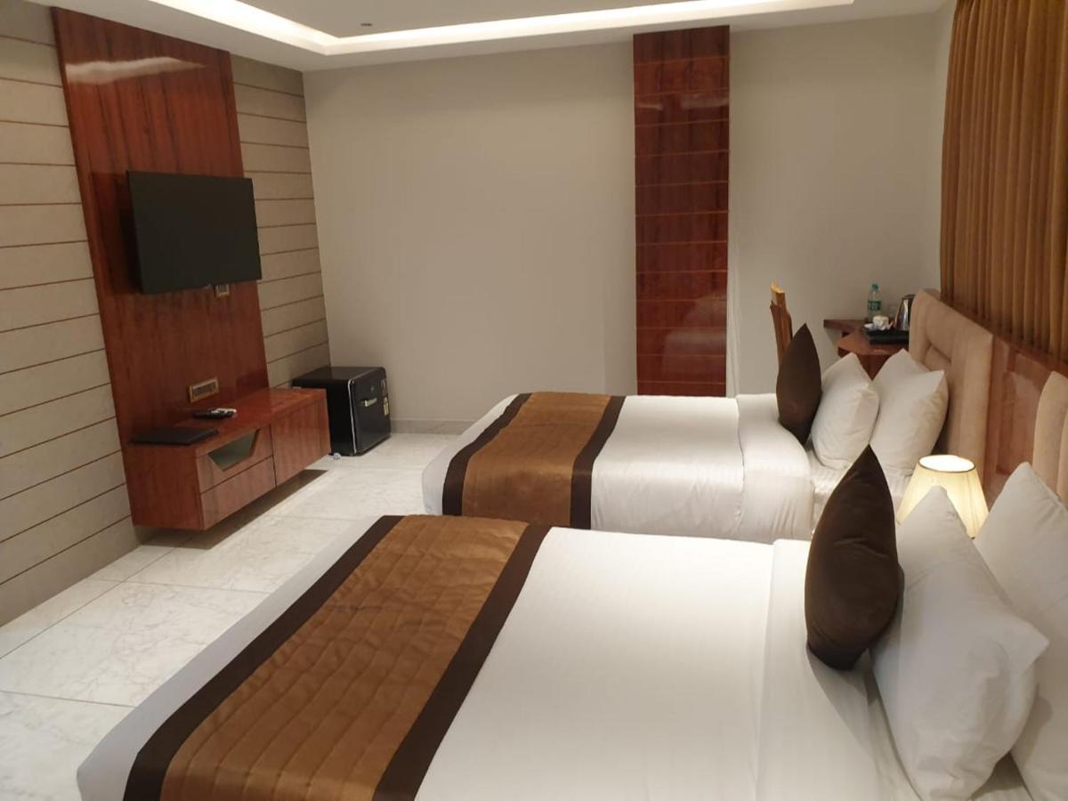 Hotel Suncity Palace Katihar Exterior foto