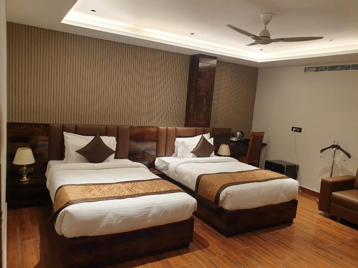 Hotel Suncity Palace Katihar Exterior foto