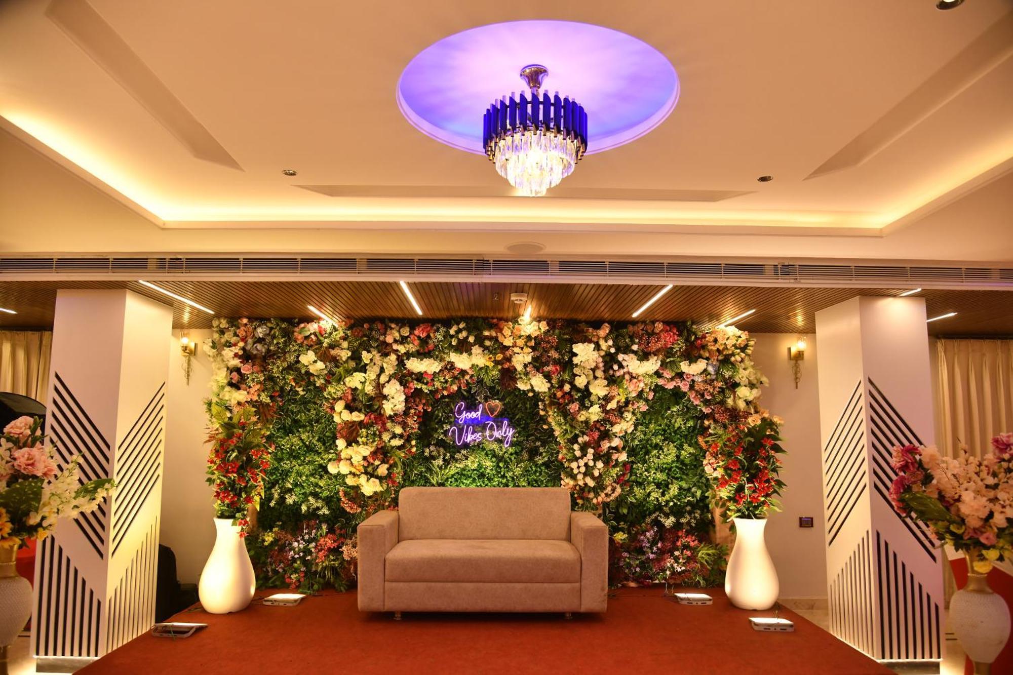 Hotel Suncity Palace Katihar Exterior foto