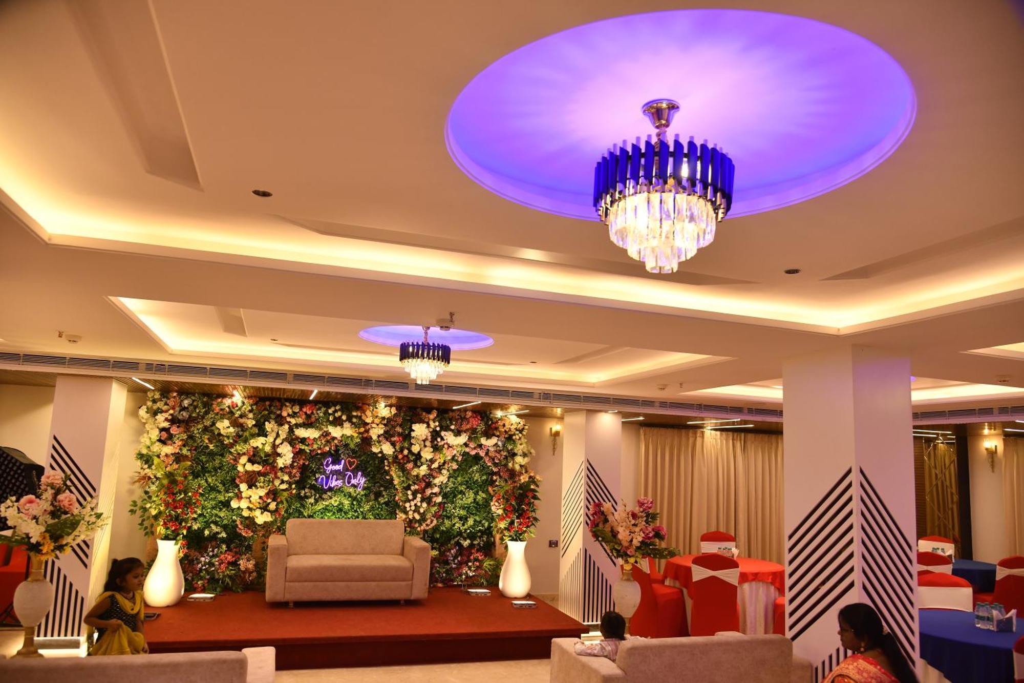 Hotel Suncity Palace Katihar Exterior foto